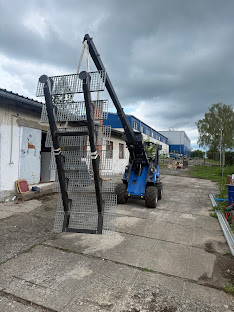 Přesun ocelové konstrukce